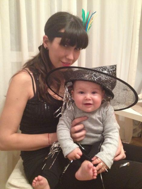 SRC - Fun Factory: Actriţa Alexandra Timofte este mama celei mai mici “vrăjitoare” din lume