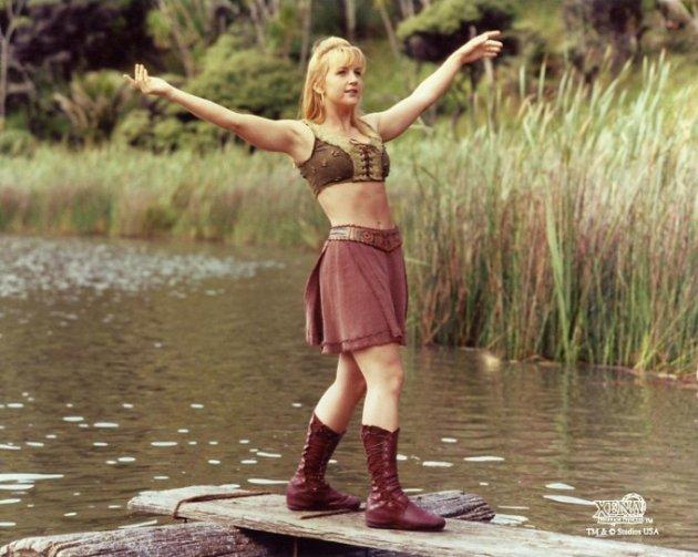 Galerie FOTO: Era prietena Xenei! Iată cum arată Gabrielle la 20 de ani de la &icirc;ncheierea serialului