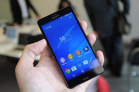 Smartphone mini cu performante maxime : Sony Xperia Z3 Compact