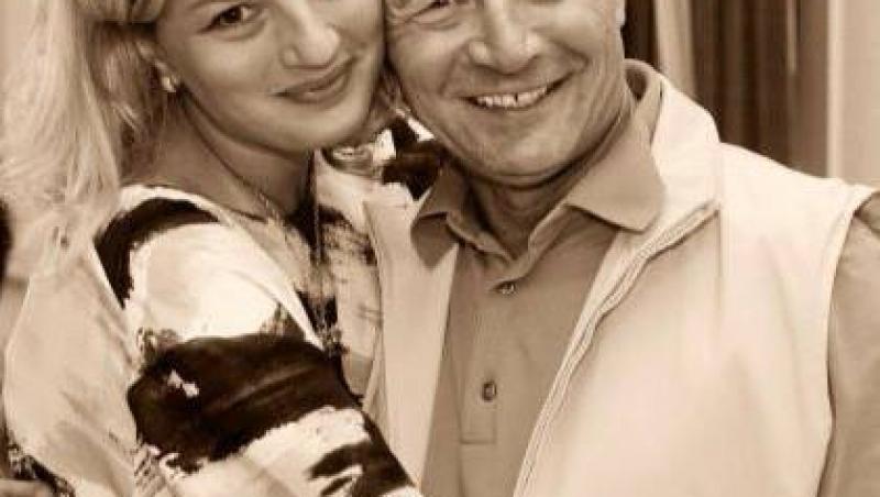 Traian Băsescu este în al nouălea cer! Ioana, fiica sa cea mare, a devenit mămică! Vezi prima fotografie cu nepotul preşedintelui