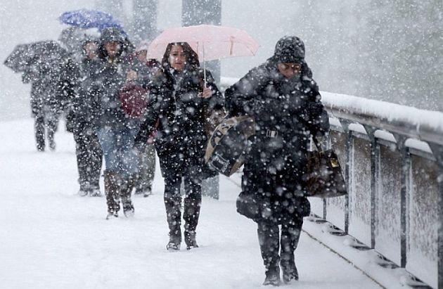 Prognoza meteo pentru săptăm&acirc;na următoare, &icirc;n toată ţara! Ce se va &icirc;nt&acirc;mpla cu temperaturile şi precipitaţiile