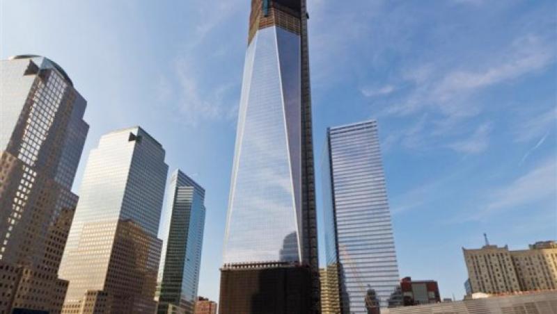 Viaţa merge înainte! La 13 ani de la ATACURILE TERORISTE din 11 septembrie, World Trade Center a fost DESCHIS! E mai spectaculos şi mai impunător!