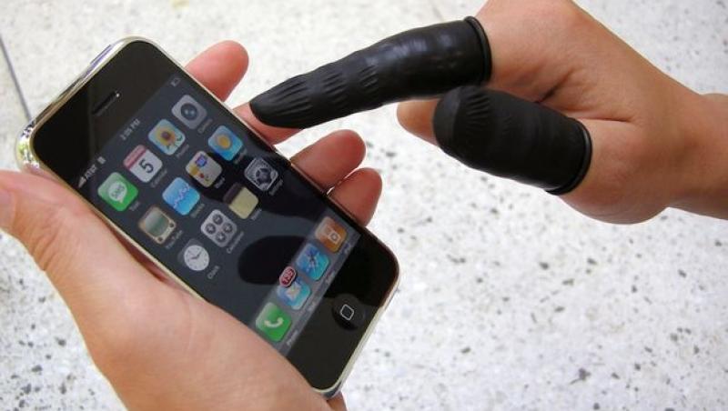 Degetele speciale pentru smartphone - pentru cei care nu vor să lase urme