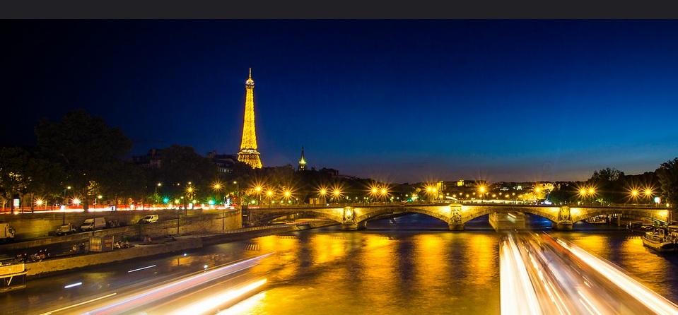 Un vis indeplinit: Revelion in Paris, alaturi de persoana iubita