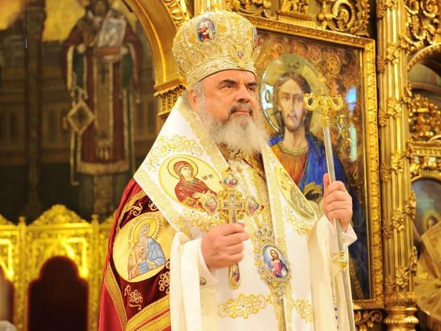 Fără cuvinte! Patriarhia a dezvăluit, LA CERERE, salariul lui lunar! C&acirc;t c&acirc;ştigă Preafericitul Daniel