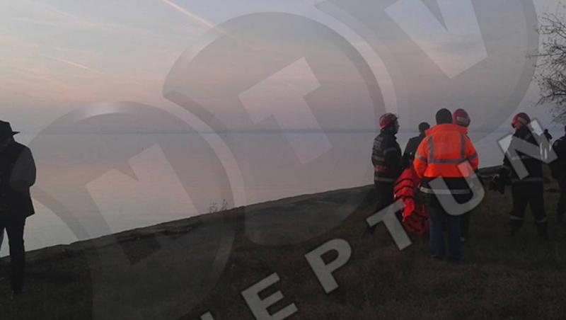 FOTO: PRIMELE IMAGINI! Un elicopter SMURD s-a PRĂBUŞIT în Lacul Siutghiol!