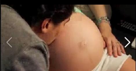 VIDEO: Așa ceva n-am mai văzut! Ce fac doi bebeluși gemeni, în burta mamei, cu puțin timp înainte de a veni pe lume