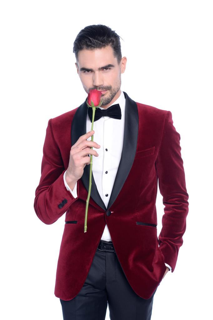 &bdquo;Burlacul&rdquo; Andrei Andrei are propria lui afacere, un studio de creație publicitară