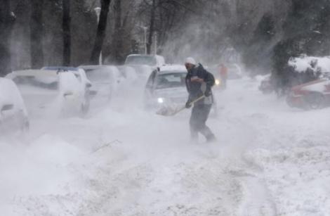 Iarna a pus stăpânire pe România! Cod galben în mai multe judeţe, şosele blocate şi accidente în lanţ