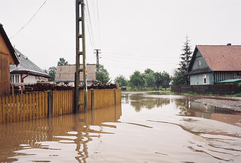 Alertă &icirc;n sudul ţării! Meteorologii au făcut anunţul &icirc;n urmă cu puţin timp: A fost emis COD PORTOCALIU de INUNDAŢII