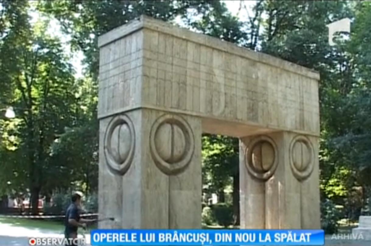 Operele lui Br&acirc;ncuşi vor intra la apă