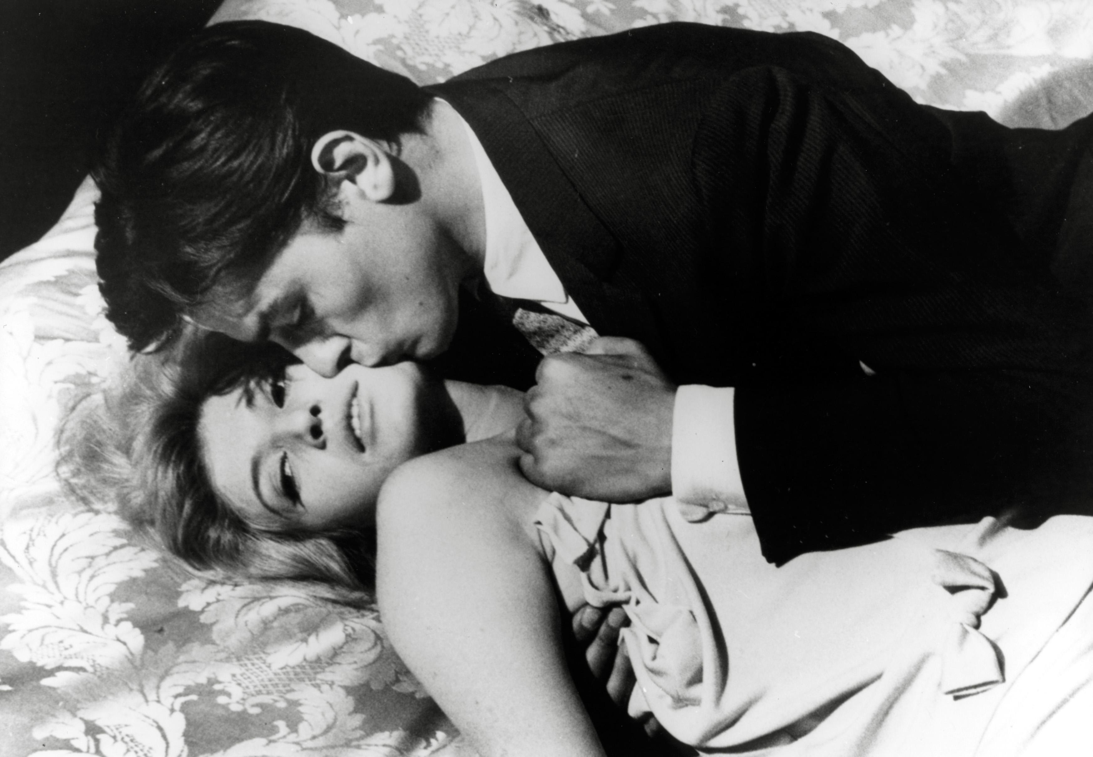 FOTO! ATUNCI și ACUM! Alain Delon, o legendă a filmului care a fr&acirc;nt inimile multor femei