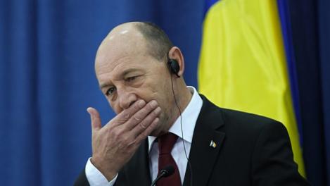 Traian Băsescu, amendat pentru că a discreditat rromii!