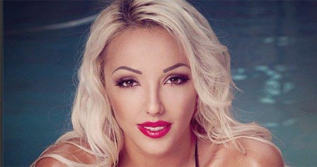 Alexandra Harra a &icirc;ncins asfaltul! Blonda a fost arestată pentru depăşirea vitezei