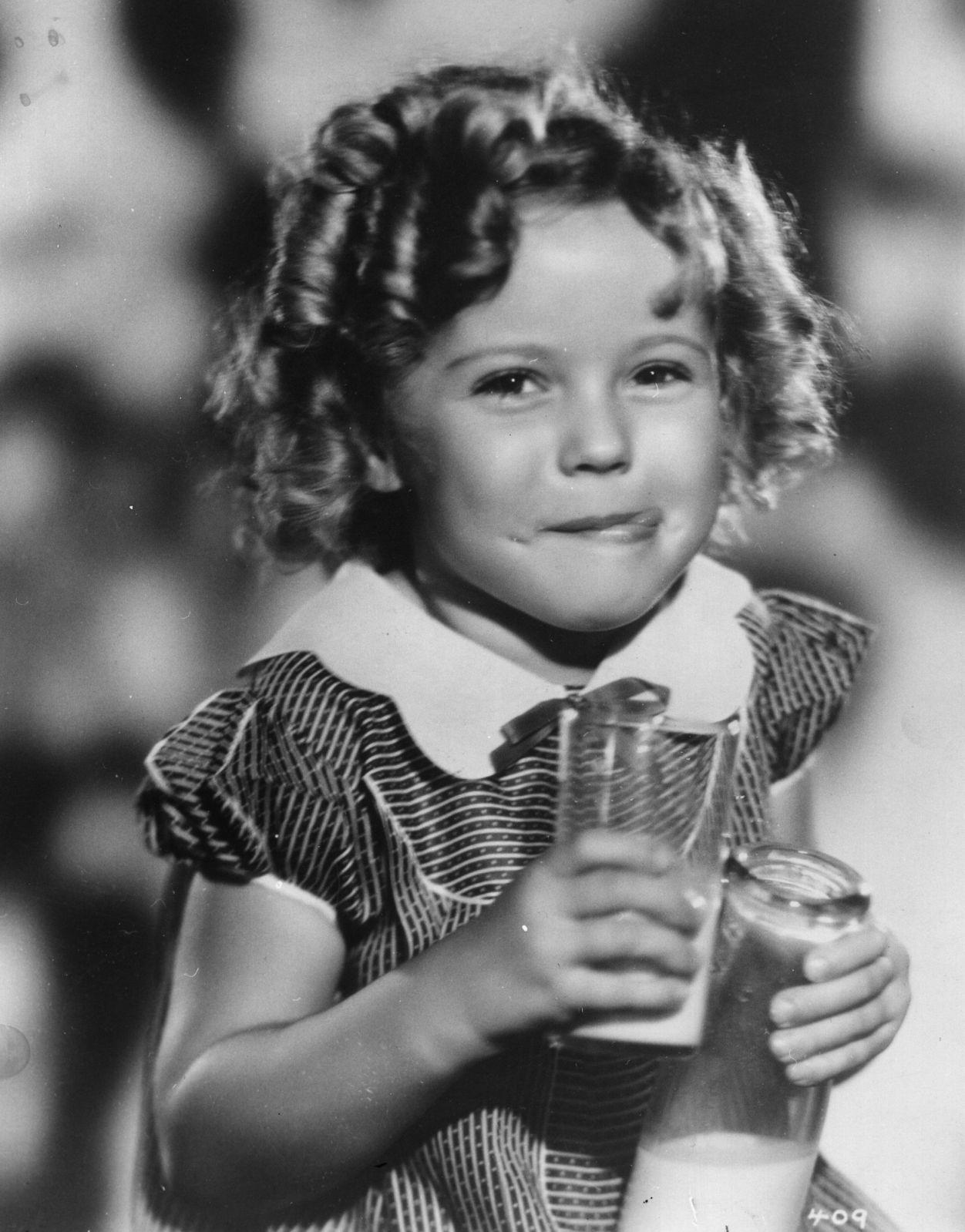 Shirley Temple, copilul teribil al Hollywood-ului, a &icirc;ncetat din viaţă!