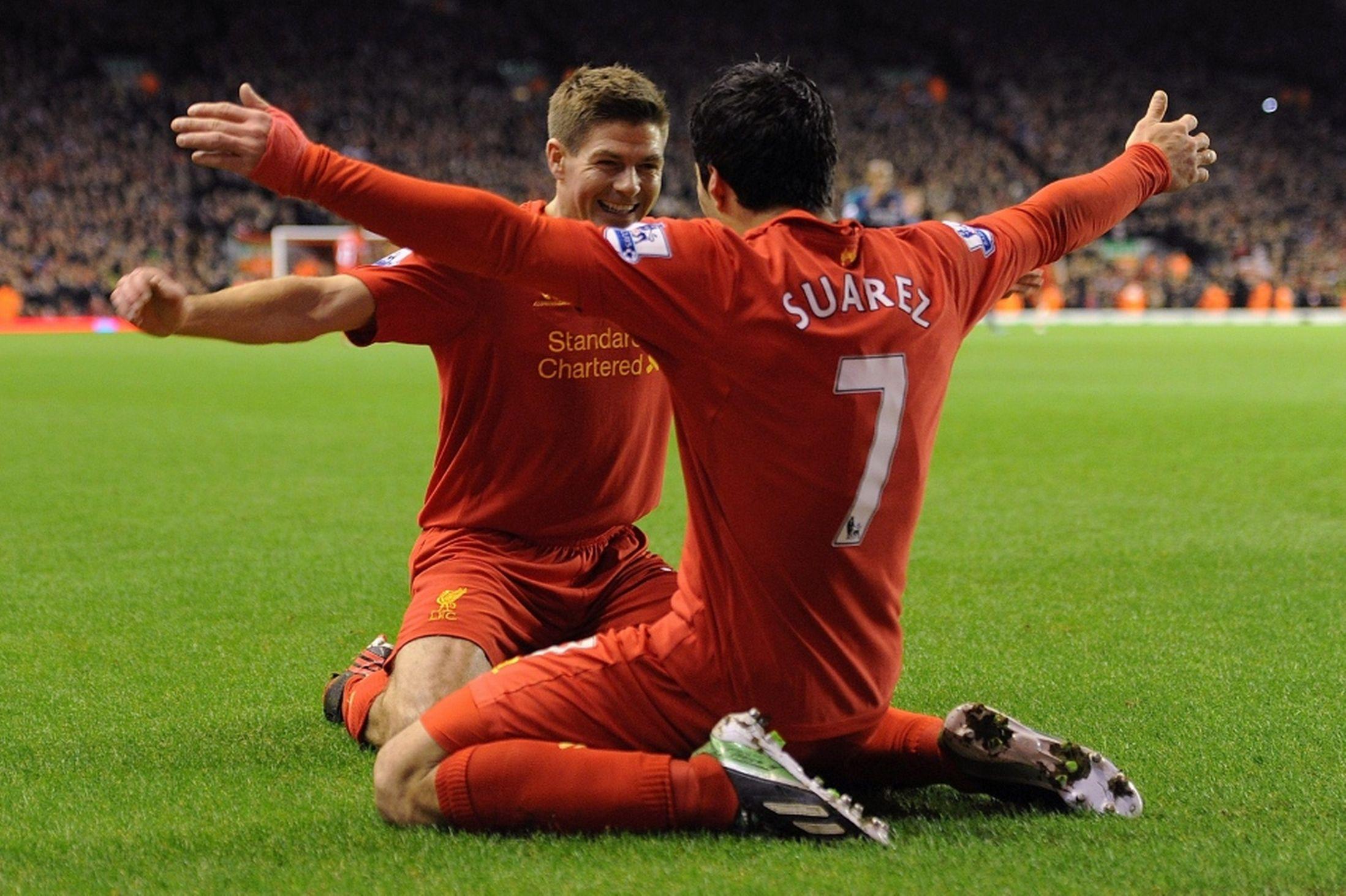 Galerie FOTO: Primele imagini cu tricourile de joc din sezonul viitor ale lui Liverpool