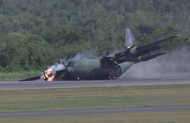 Avion militar prăbuşit &icirc;n Algeria: Peste 100 de oameni și-au pierdut viața!