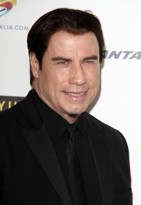 John Travolta ar putea juca în următorul film din seria James Bond