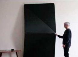 Aşa arată uşa viitorului: doar o atingi şi se deschide!