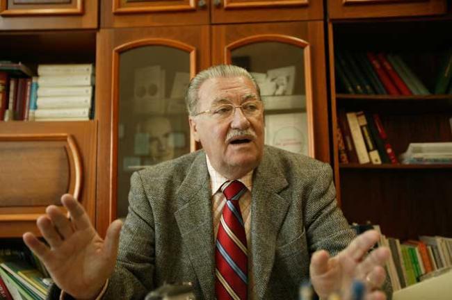 Vladimir Beliş, doctor &icirc;n medicină legală: "Paraplegia este cauza morţii Aurei Ion" (INTERVIU)