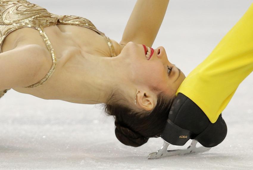 Patinaj extrem! Cascadorii la un milimetru de dezastru