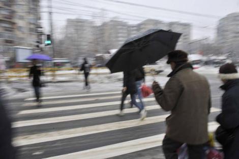 Vremea cu Flavia Mihășan: ”Pentru moment, soarele se ascunde. Se anunță frig și precipitații!”