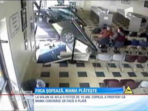 O fetiţă de 10 ani a intrat cu maşina familiei &icirc;ntr-o secţie de poliţie