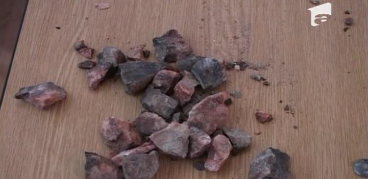 Cel mai mare meteorit căzut vreodată pe Păm&acirc;nt, găsit &icirc;n peşterile din ţara noastră!