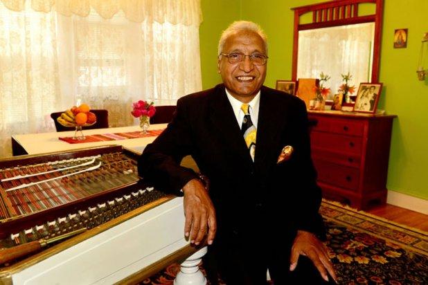 Nicolae Feraru, ţambalist de meserie! El este rom&acirc;nul premiat de Obama