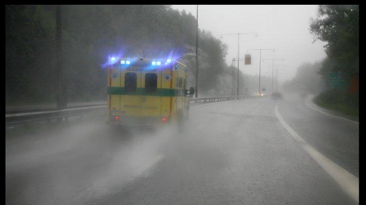 Un autocar cu 43 de imigranți rom&acirc;ni, implicat &icirc;ntr-un ACCIDENT, &icirc;n Suedia!