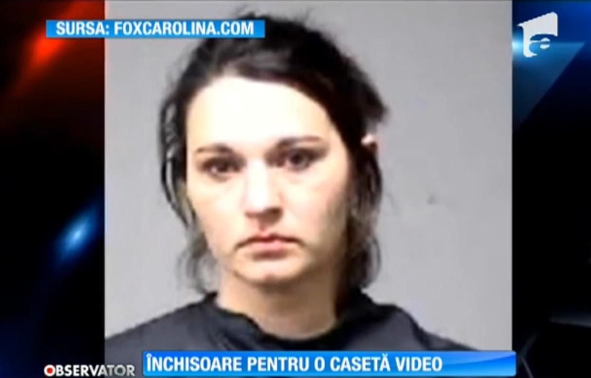 Face inchisoare pentru că nu a returnat o casetă video