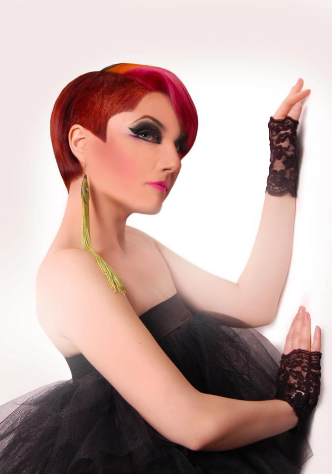 Alexandra Ungureanu se &icirc;ntreabă cum arată dragostea!