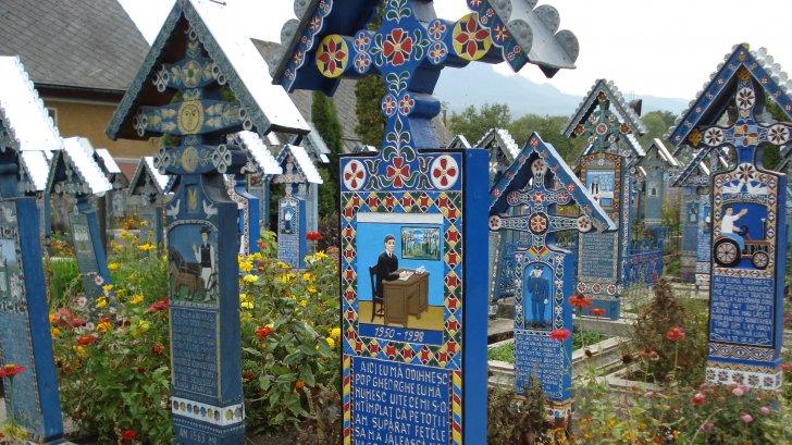 Cimitirul vesel de la Săp&acirc;nţa, promovat la New York