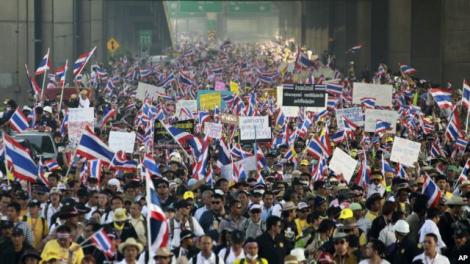 Alegeri sub tensiune în Thailanda