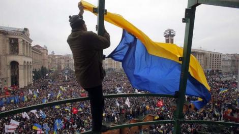 Occidentul susține opoziția din Ucraina
