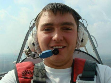 Copilotul Răzvan Petrescu, primele declaraţii la o lună după tragedia aviatică din Apuseni!