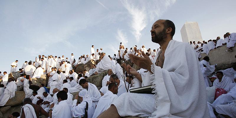 Ce face religia din musulmani! Au INTERZIS pe Marte!