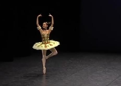 Rom&acirc;ni de nota 10! O t&acirc;nără &icirc;n v&acirc;rstă de 15 ani este singura rom&acirc;ncă de la Academia de Balet Balşoi!