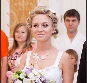 Mireasa asta i-a surprins pe toţi. Cum a venit &icirc;mbrăcată la propria nuntă