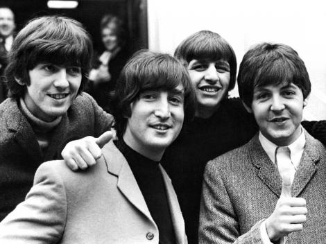 VIDEO: Cum ar fi arătat The Beatles în epoca Social Media