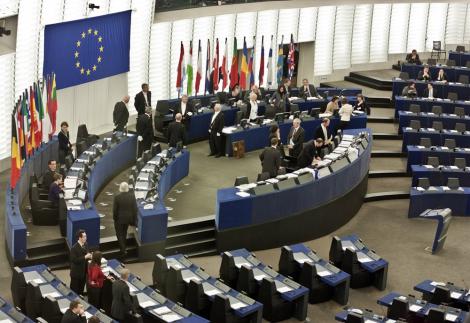 Parlamentul European a deschis spaţiul Schengen pentru moldoveni