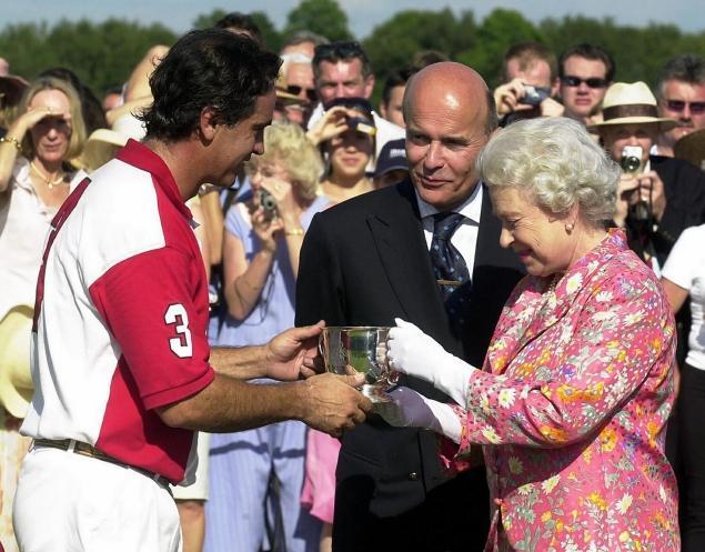 Prințul Charles este devastat! Deces la Casa Regală!