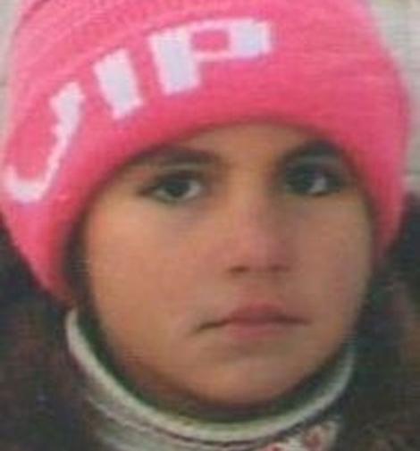 Fetiţa dispărută la săniuș a fost găsită! Înghețată, într-un bloc din Iași!
