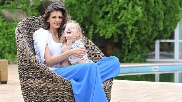 O vrea &icirc;napoi pe Irina? Monica Gabor &icirc;şi caută apartament &icirc;n Bucureşti