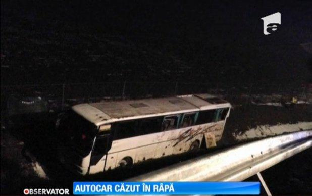 UPDATE! 22 de răniţi după ce un autocar rom&acirc;nesc s-a răsturnat &icirc;n Ungaria