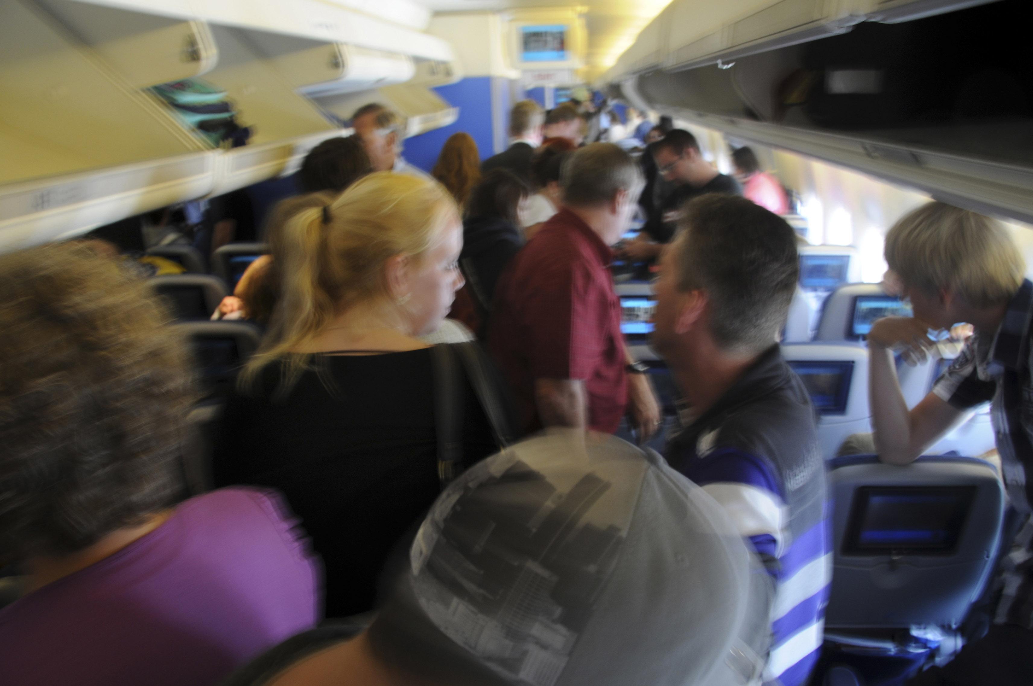 A fost identificat unul dintre pasagerii avionului dispărut