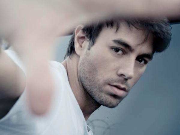 Enrique Iglesias descoperă talente de la noi! Trei rom&acirc;ni sunt pe cale să devină staruri &icirc;n lumea &icirc;ntreagă