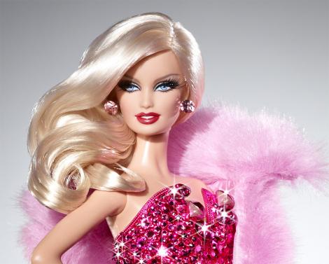 Un nou studiu confirmă: frumoasa Barbie scade stima de sine a fetițelor