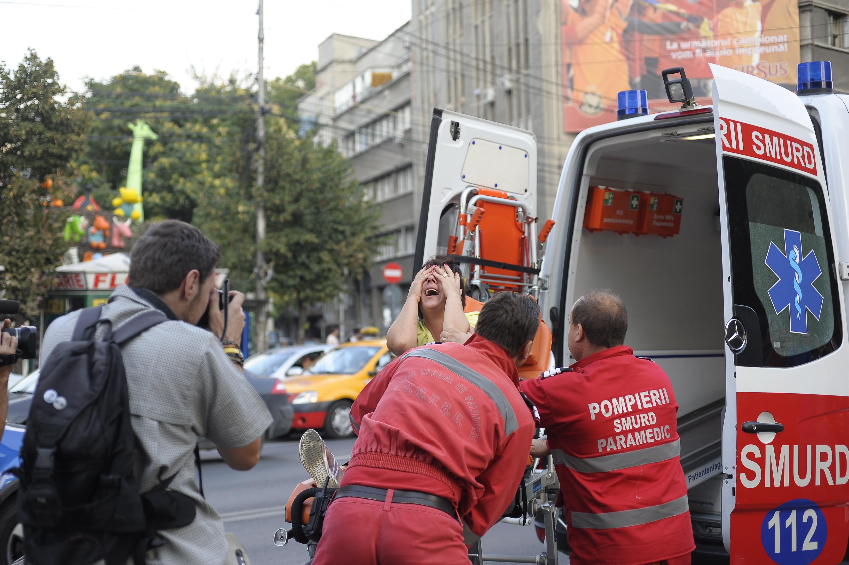 Incendiu &icirc;n "oraşul subteran"! Peste 20 de oameni ai străzii la un pas să ardă de vii