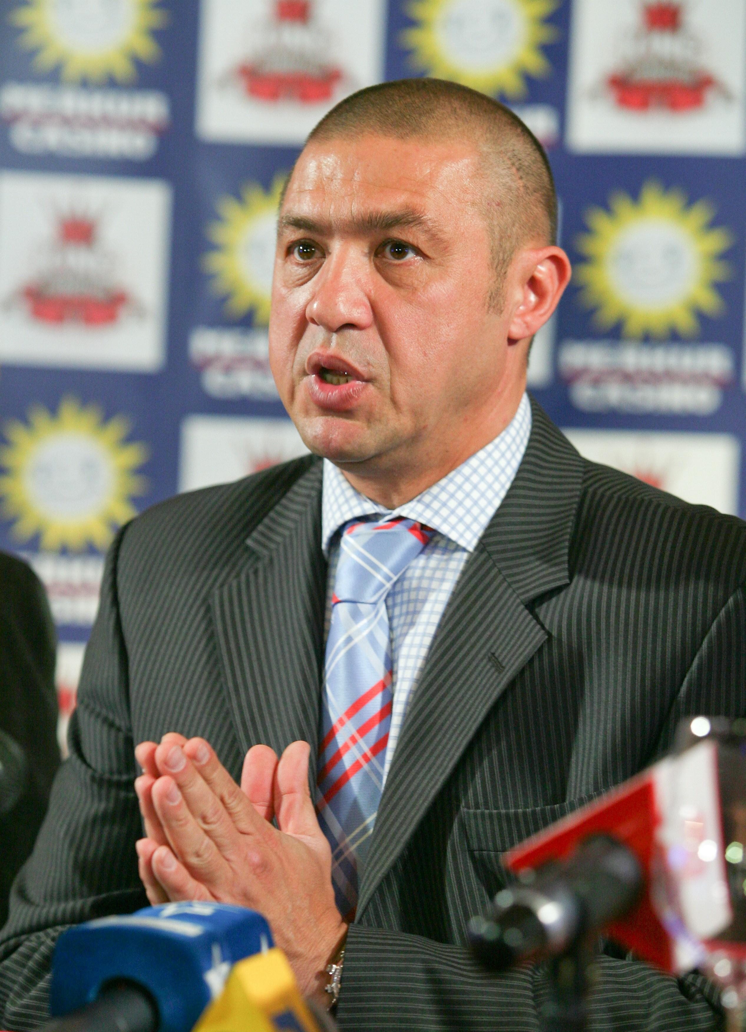 Rudel Obreja, liber la DNA!